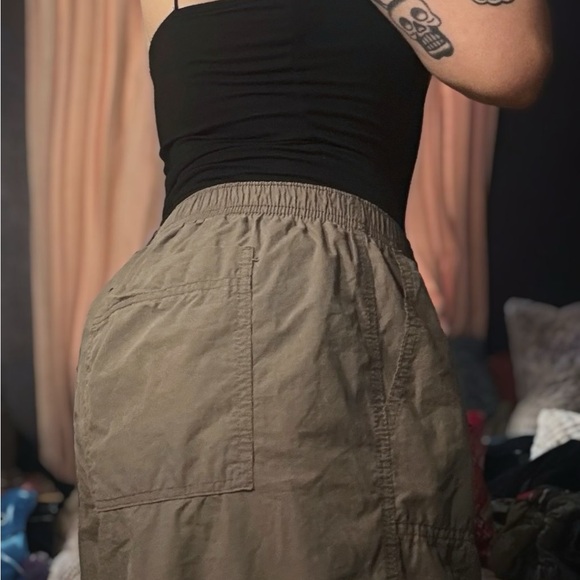 Wild Fable Dark Olive Pants - Picture 2 of 5